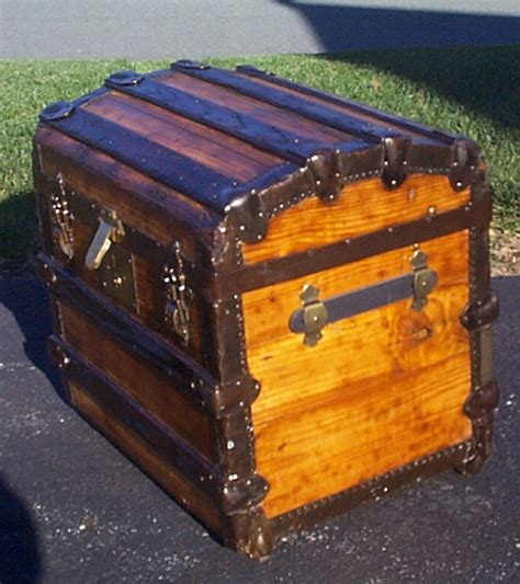 pictures of old trunks.